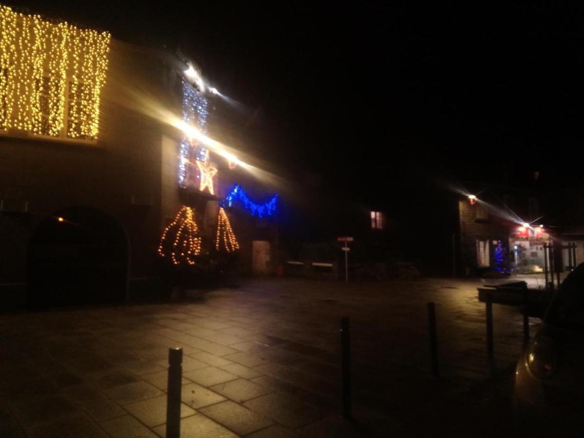 Bienvenue Vendégház Saint-Pierre-de-Plesguen Kültér fotó